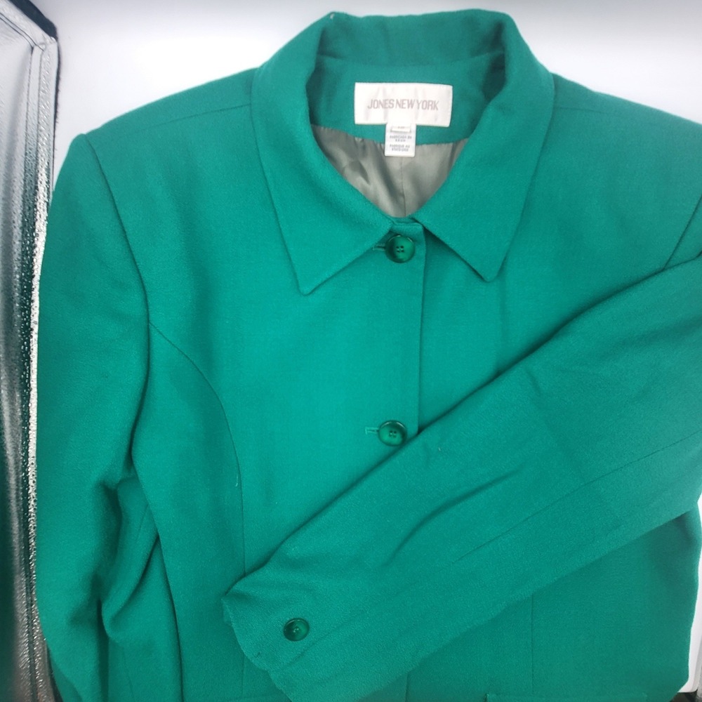Jones New York Emerald Green 100% Worsted Wool Blazer Jacket Made in USA Classic
